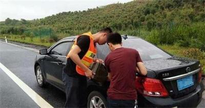 浦江永福道路救援